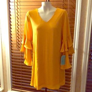 Yellow Gianni Bini dress